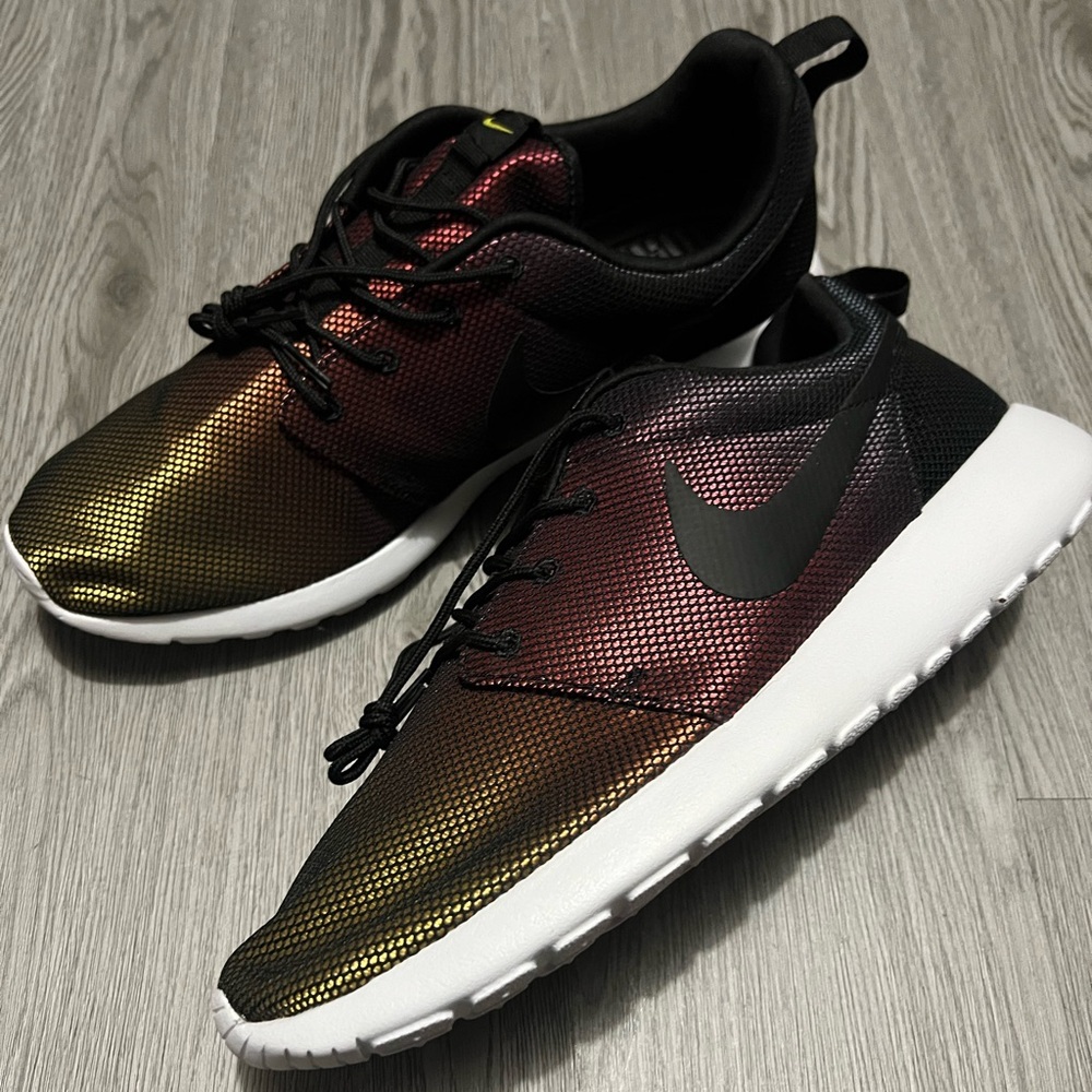 Nike Men's Size 12 running shoes (new)